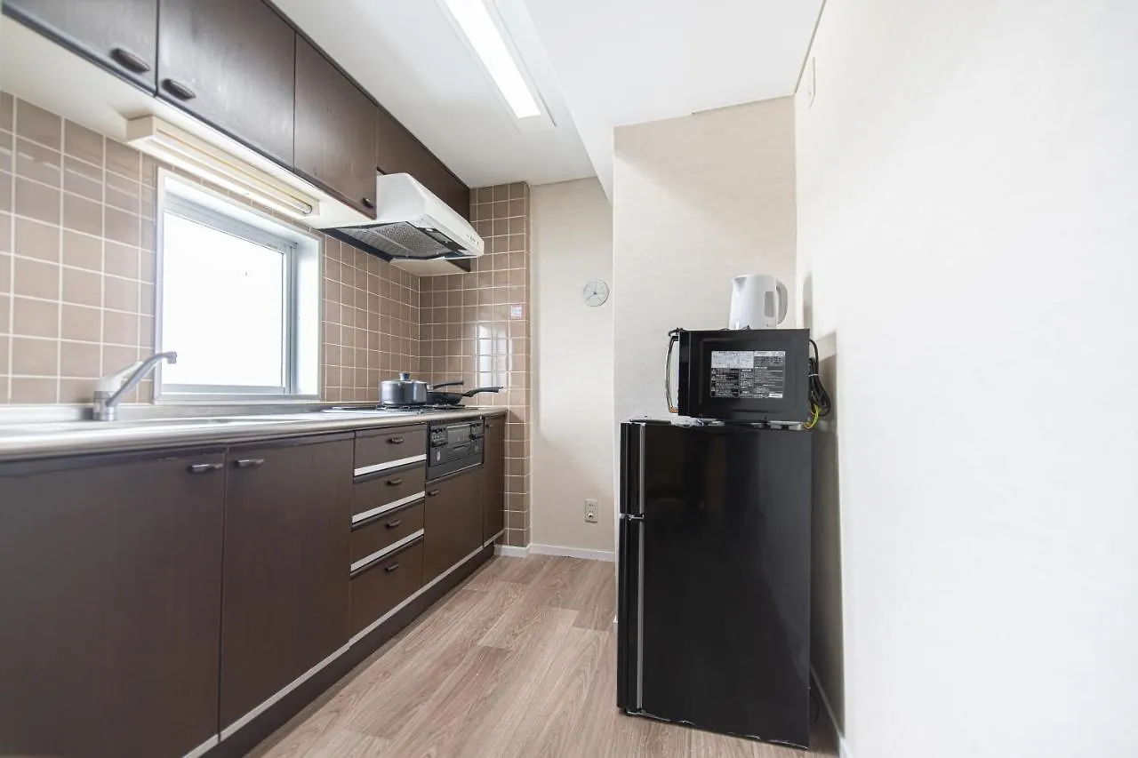 Apartment 7全新装修套房3室2厅 新宿2站,Max 8P-Spacious,3Rooms Near Shinjuku Tokyo
